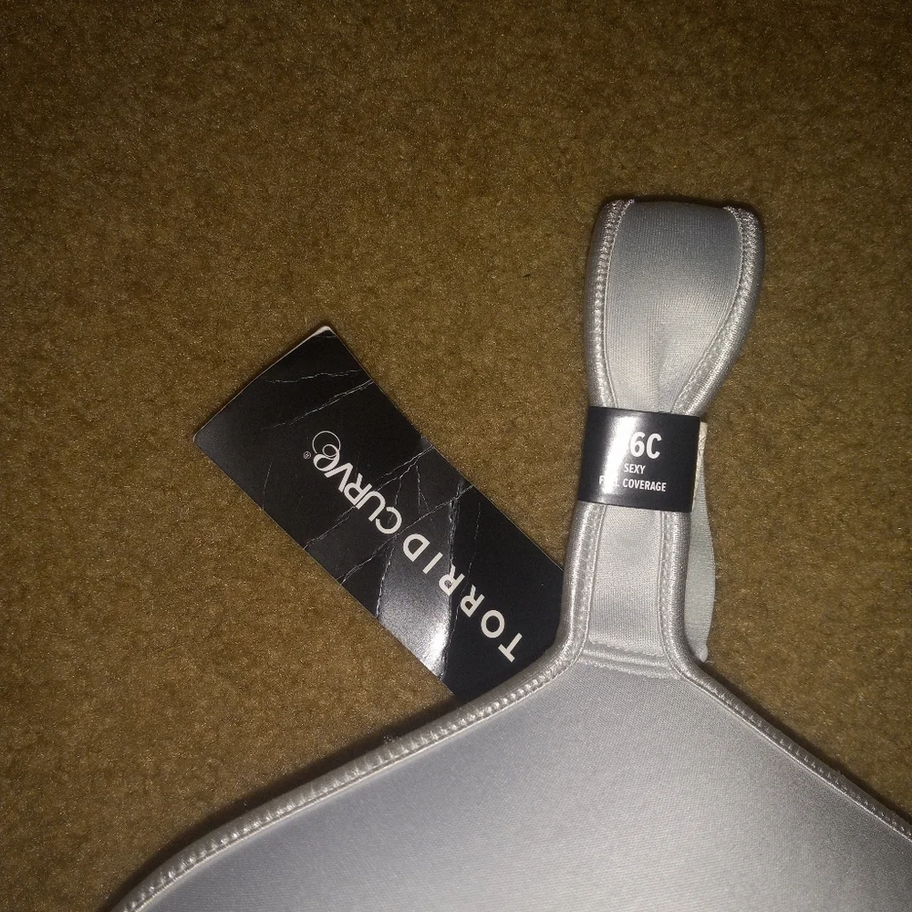 Torrid Bra - Picture 2 of 3